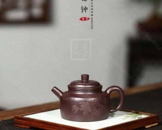 《德鐘榮華》  《德鐘榮華》