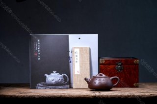 螭龍石瓢  螭龍石瓢