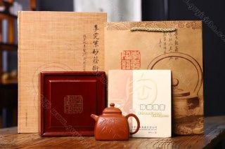 坦然  坦然