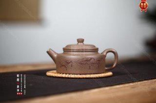 《蝦趣德鐘》  《蝦趣德鐘》