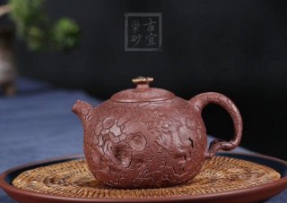 《龍供春》宜興紫砂壺工藝美術(shù)師手工紫泥供春茶壺茶具  《龍供春》宜興紫砂壺工藝美術(shù)師手工紫泥供春茶壺茶具