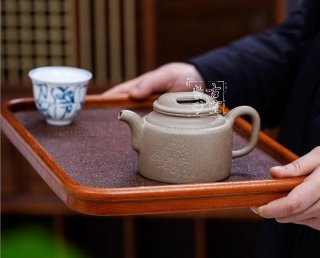 《牛蓋壺》  《牛蓋壺》