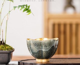 天目金盞-傲梅  天目金盞-傲梅