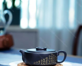 巨輪壺  巨輪壺