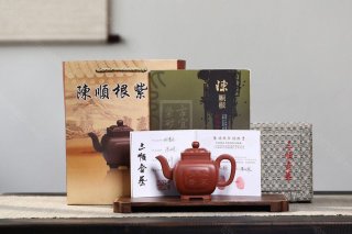 《四方菱花》  《四方菱花》