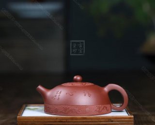 《半月》  《半月》