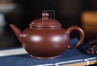 《水平》水平宜興紫砂壺純手工實(shí)力派名家茶壺紫朱泥  《水平》水平宜興紫砂壺純手工實(shí)力派名家茶壺紫朱泥
