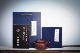 四方德鐘  四方德鐘