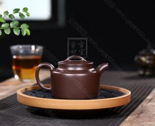 《大運(yùn)德鐘》  《大運(yùn)德鐘》
