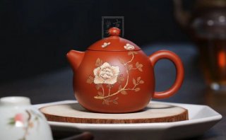 《天香龍蛋》  《天香龍蛋》