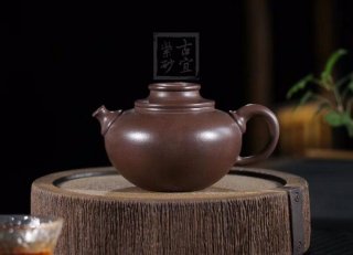 《笠帽套具》  《笠帽套具》