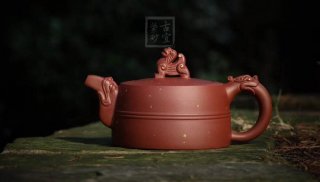 《金龍出海》宜興紫砂壺作品全手工底槽青  《金龍出海》宜興紫砂壺作品全手工底槽青