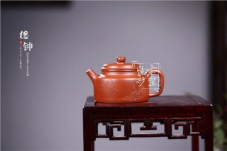 《德鐘》  《德鐘》