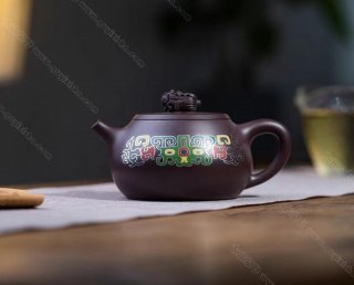 吉財  吉財