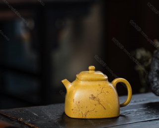荊玉四方壺  荊玉四方壺