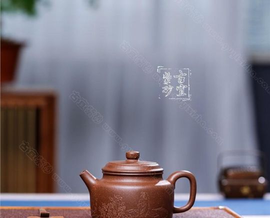 《德鐘》  《德鐘》