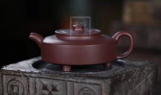 《周盤》宜興紫砂壺實(shí)力派名家手工紫泥周盤茶具茶壺  《周盤》宜興紫砂壺實(shí)力派名家手工紫泥周盤茶具茶壺