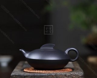 《飛翔壺》  《飛翔壺》