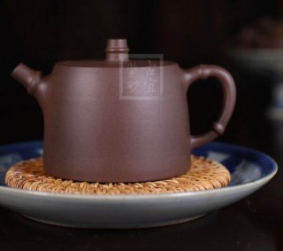 《漢鐸》宜興紫砂壺實力派藝人純手工紫泥茶壺全手工漢鐸紫砂壺  《漢鐸》宜興紫砂壺實力派藝人純手工紫泥茶壺全手工漢鐸紫砂壺