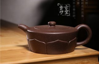 《靜心》  《靜心》