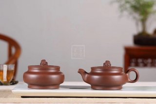 《玉璧漢韻》宜興名家紫泥高級工藝美術(shù)師手工紫砂壺泡茶壺茶具  《玉璧漢韻》宜興名家紫泥高級工藝美術(shù)師手工紫砂壺泡茶壺茶具
