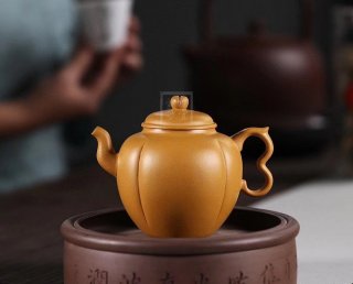 《悠香壺》  《悠香壺》