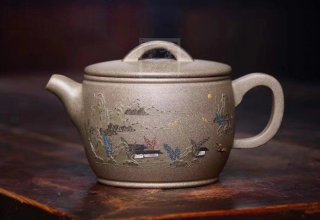 《泥繪漢瓦》宜興紫砂壺工藝美術(shù)師手工青段泡茶壺茶具漢瓦  《泥繪漢瓦》宜興紫砂壺工藝美術(shù)師手工青段泡茶壺茶具漢瓦