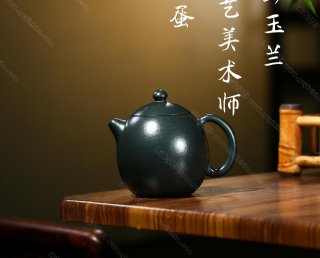 龍蛋  龍蛋