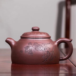 《半菊如意》宜興紫砂壺工藝美術師手工茶壺老師紫泥壺  《半菊如意》宜興紫砂壺工藝美術師手工茶壺老師紫泥壺