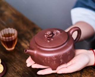 獅韻壺  獅韻壺