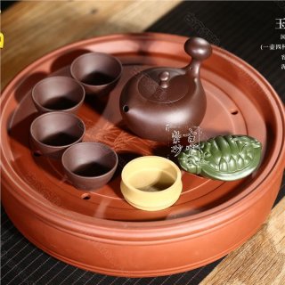 《玉玲瓏套具》  《玉玲瓏套具》