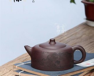 《天際》  《天際》