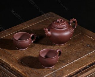 報(bào)春桃  報(bào)春桃
