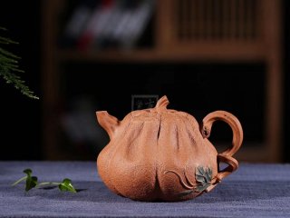 《南瓜》宜興紫砂壺名家全手工泡茶壺高級工藝美術師大師降坡泥南瓜  《南瓜》宜興紫砂壺名家全手工泡茶壺高級工藝美術師大師降坡泥南瓜