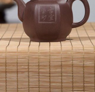 《六方宮燈》  《六方宮燈》