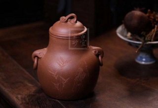 《汲古茶倉(cāng)高款》段紫砂茶壺0cc全手工宜興原礦紫砂喝茶壺  《汲古茶倉(cāng)高款》段紫砂茶壺0cc全手工宜興原礦紫砂喝茶壺