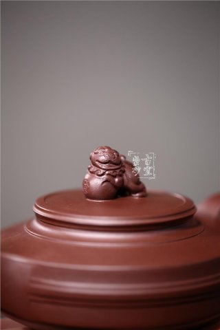 《獅球壺》  《獅球壺》