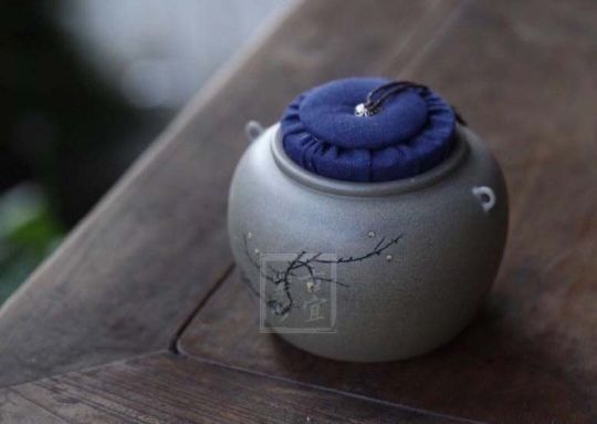 《小號文人募古茶倉》宜興實力派名家瀚堂大師青段紫砂壺全手工功夫泡茶壺  《小號文人募古茶倉》宜興實力派名家瀚堂大師青段紫砂壺全手工功夫泡茶壺