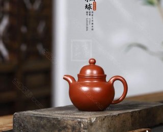 《掇球》  《掇球》
