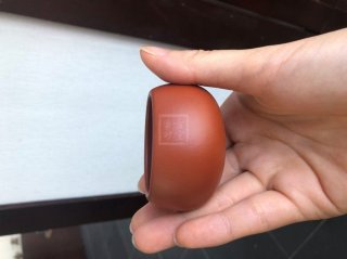 《品茗杯》宜興純手工朱泥茶壺紫砂茶具  《品茗杯》宜興純手工朱泥茶壺紫砂茶具