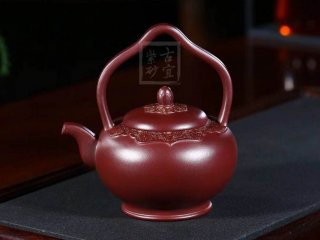 《梵華提梁》純手工高級工藝美術師宜興紫砂創(chuàng)新提梁壺紫泥泡茶壺套壺  《梵華提梁》純手工高級工藝美術師宜興紫砂創(chuàng)新提梁壺紫泥泡茶壺套壺