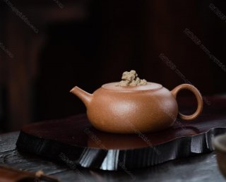 竹石壺  竹石壺