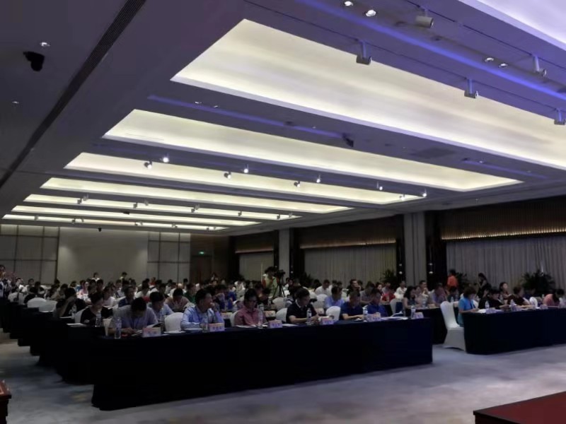 玉峰體育祝賀2019年南寧市體育產業工作會議順利召開
